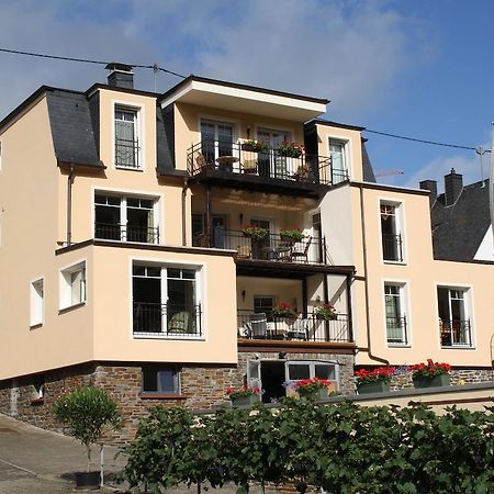 Weingut Goeres Hotel Briedel Buitenkant foto