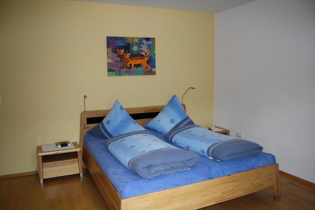 Weingut Goeres Hotel Briedel Kamer foto