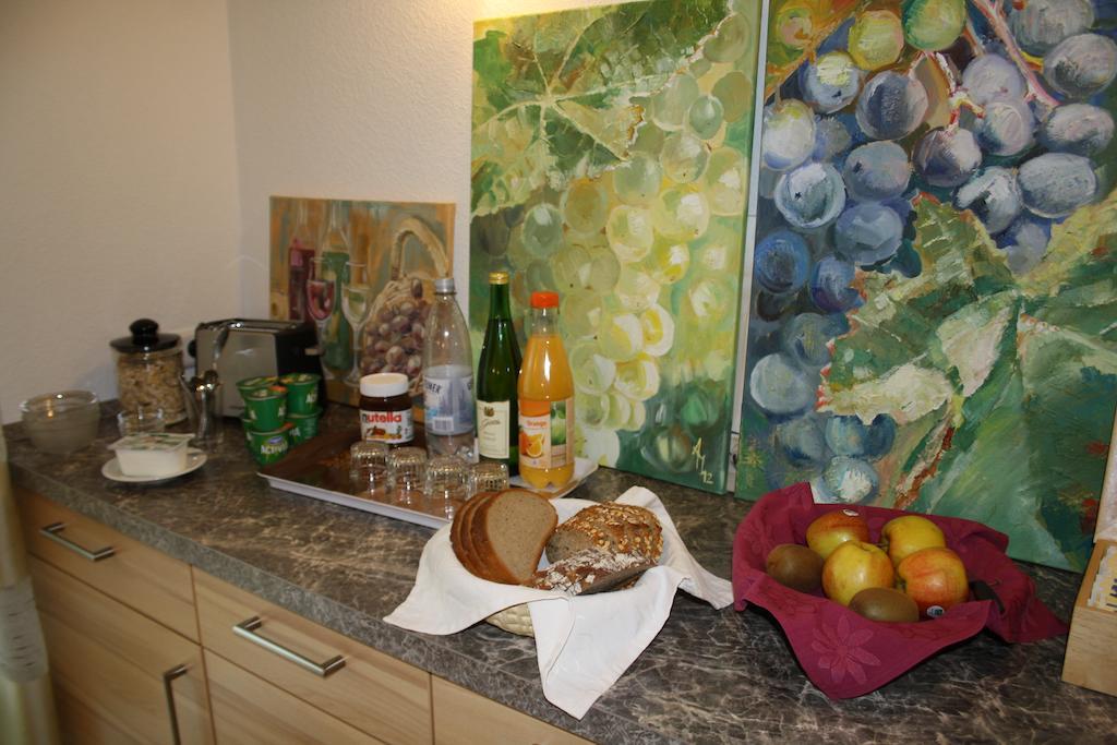 Weingut Goeres Hotel Briedel Buitenkant foto