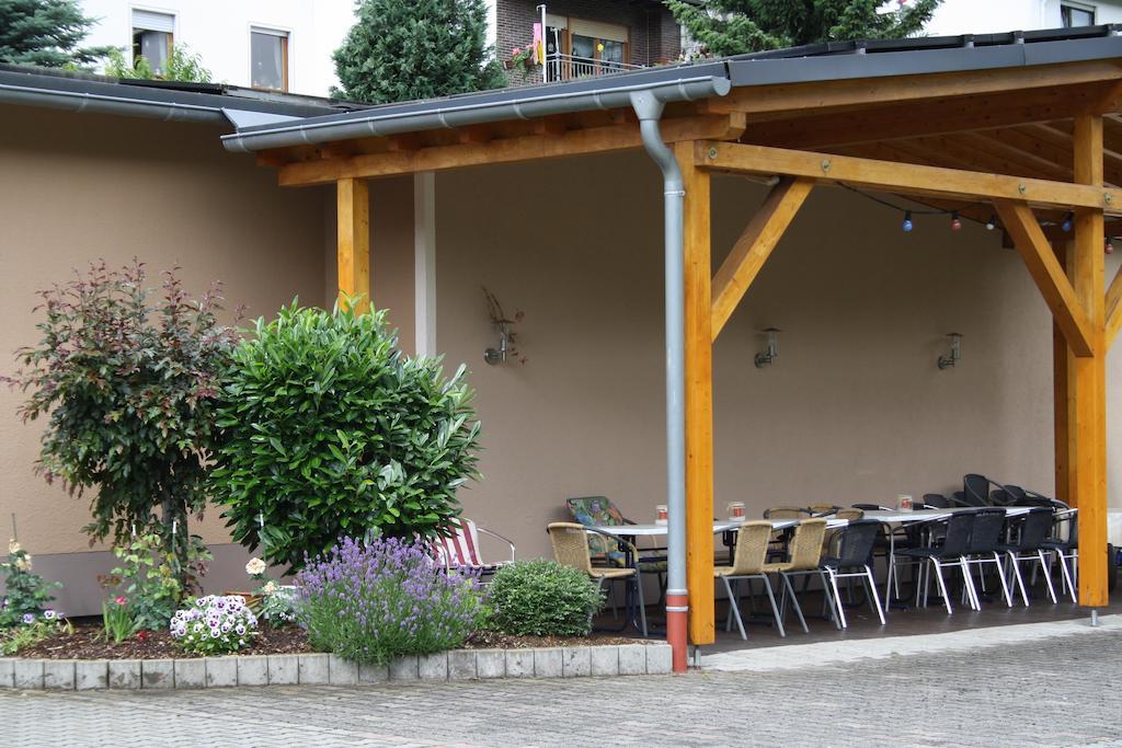 Weingut Goeres Hotel Briedel Kamer foto