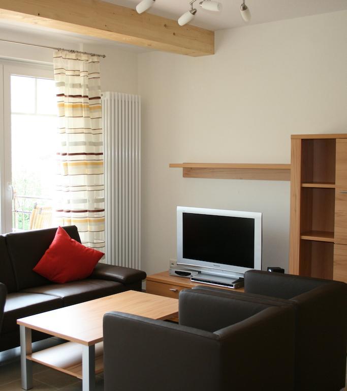 Weingut Goeres Hotel Briedel Kamer foto