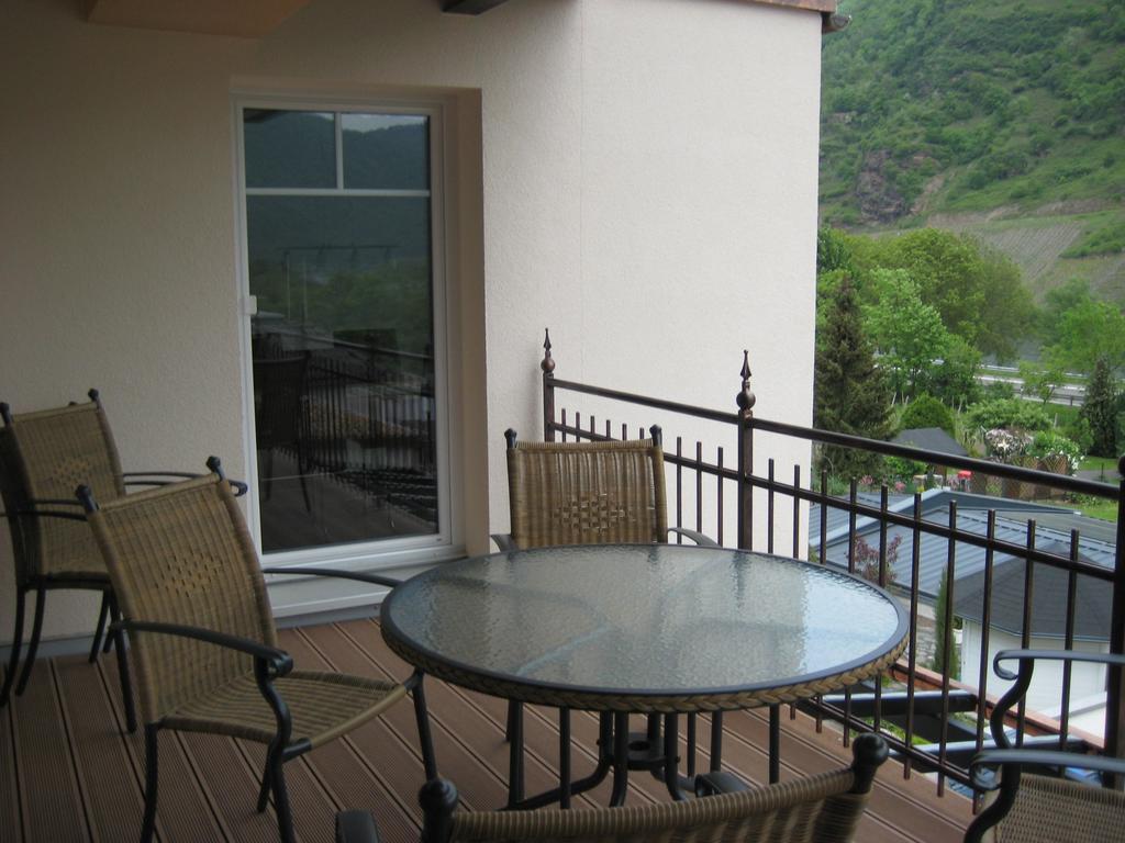 Weingut Goeres Hotel Briedel Kamer foto